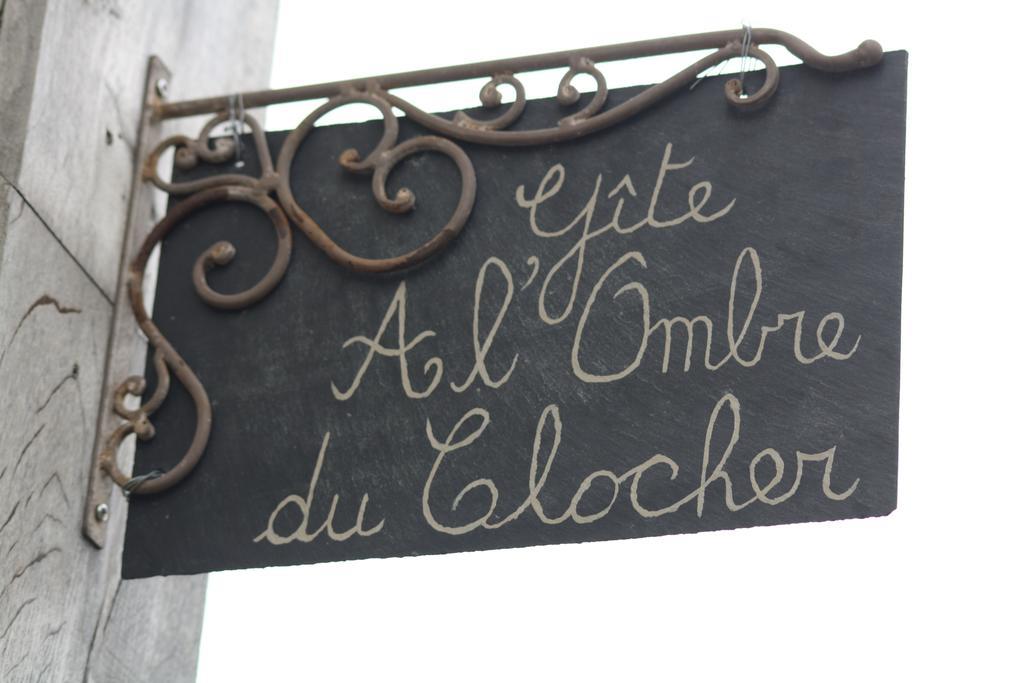 A L'Ombre Du Clocher Montbliart Exterior foto