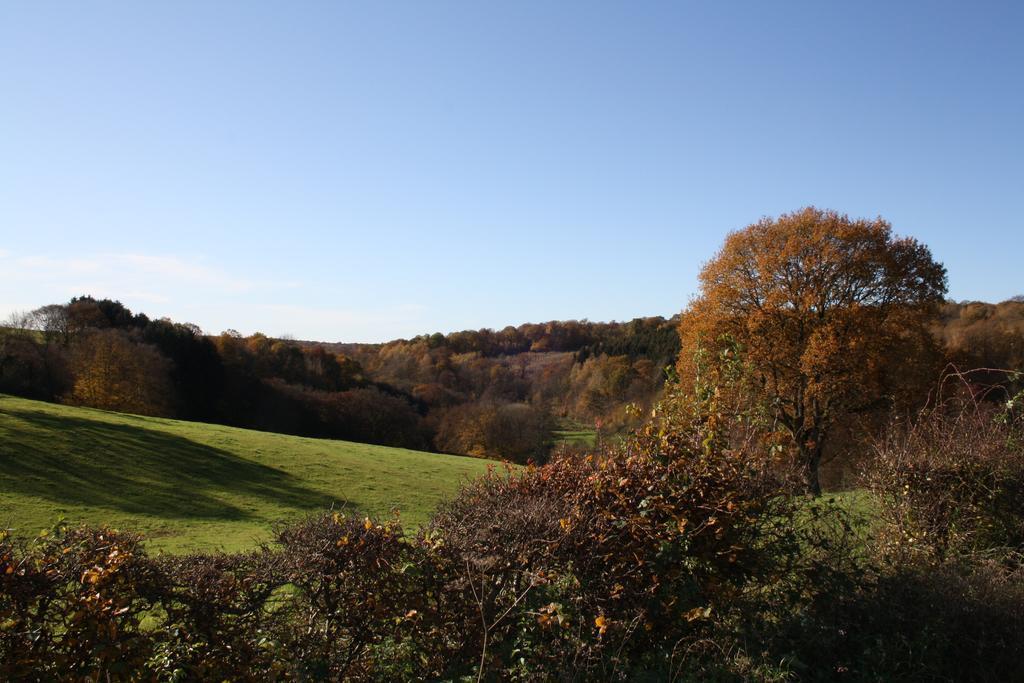 A L'Ombre Du Clocher Montbliart Exterior foto